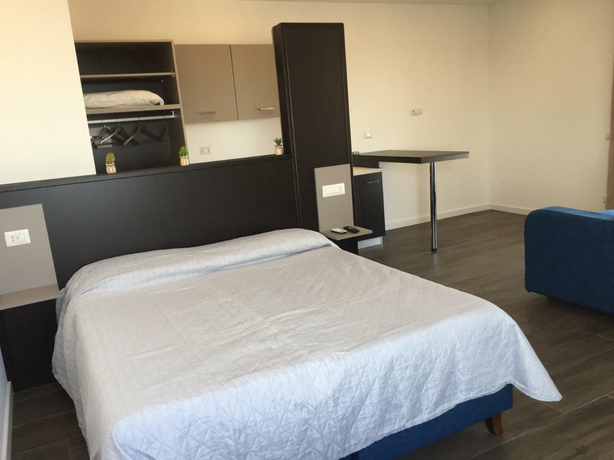 ナポリResidenza Garibaldiアパートメント エクステリア 写真