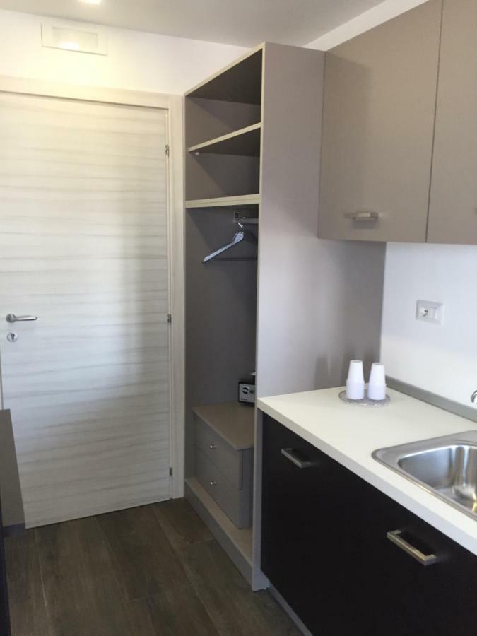 ナポリResidenza Garibaldiアパートメント エクステリア 写真